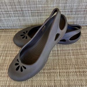 Girls CROCS, size W5, Brown